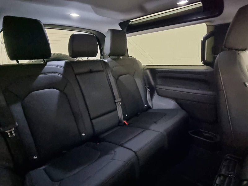 Land Rover Defender usata a Brescia (6)