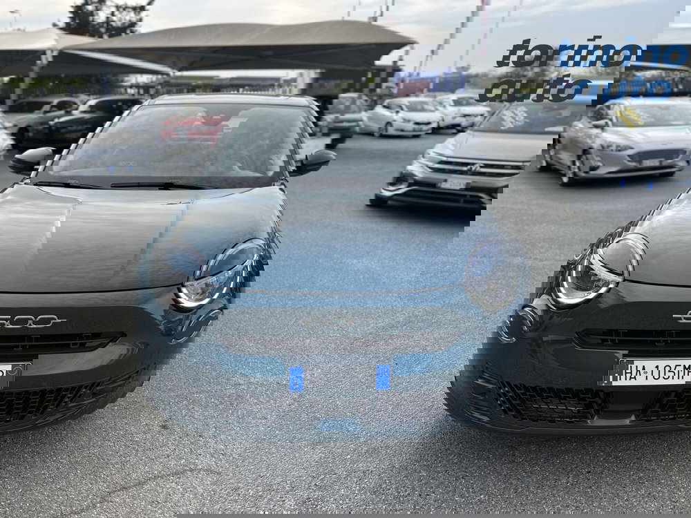 Fiat 600 nuova a Torino (2)