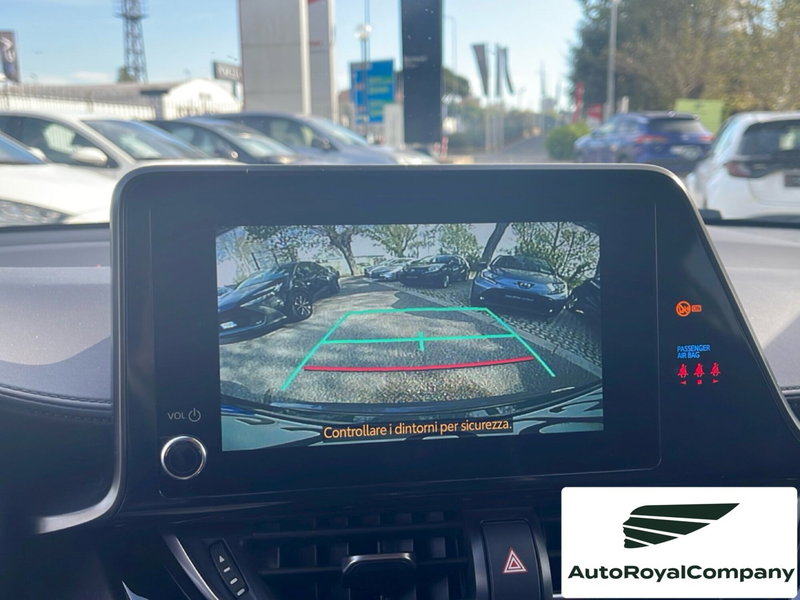 Toyota Toyota C-HR usata a Roma (17)