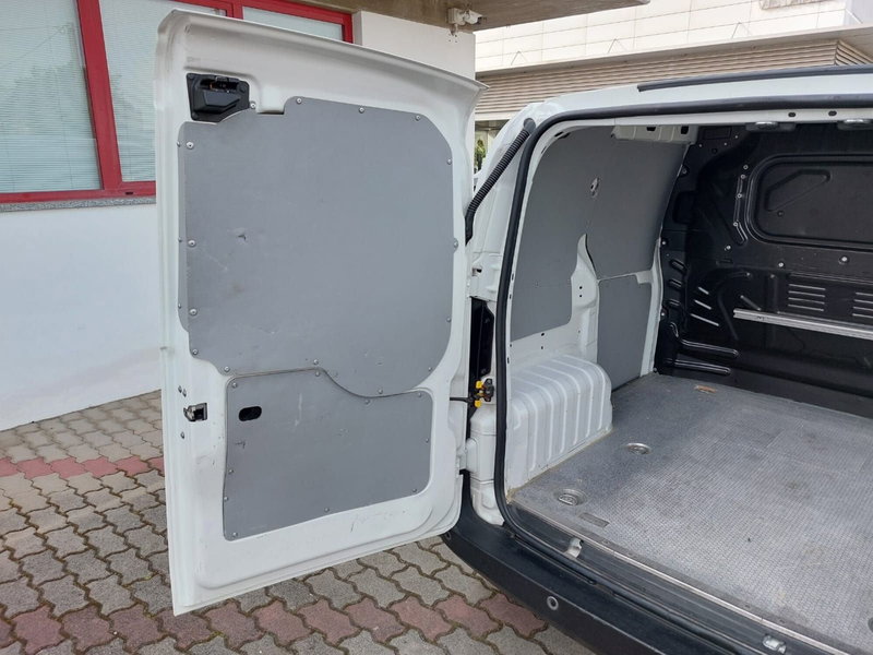 Fiat Fiorino usata a Pavia (12)