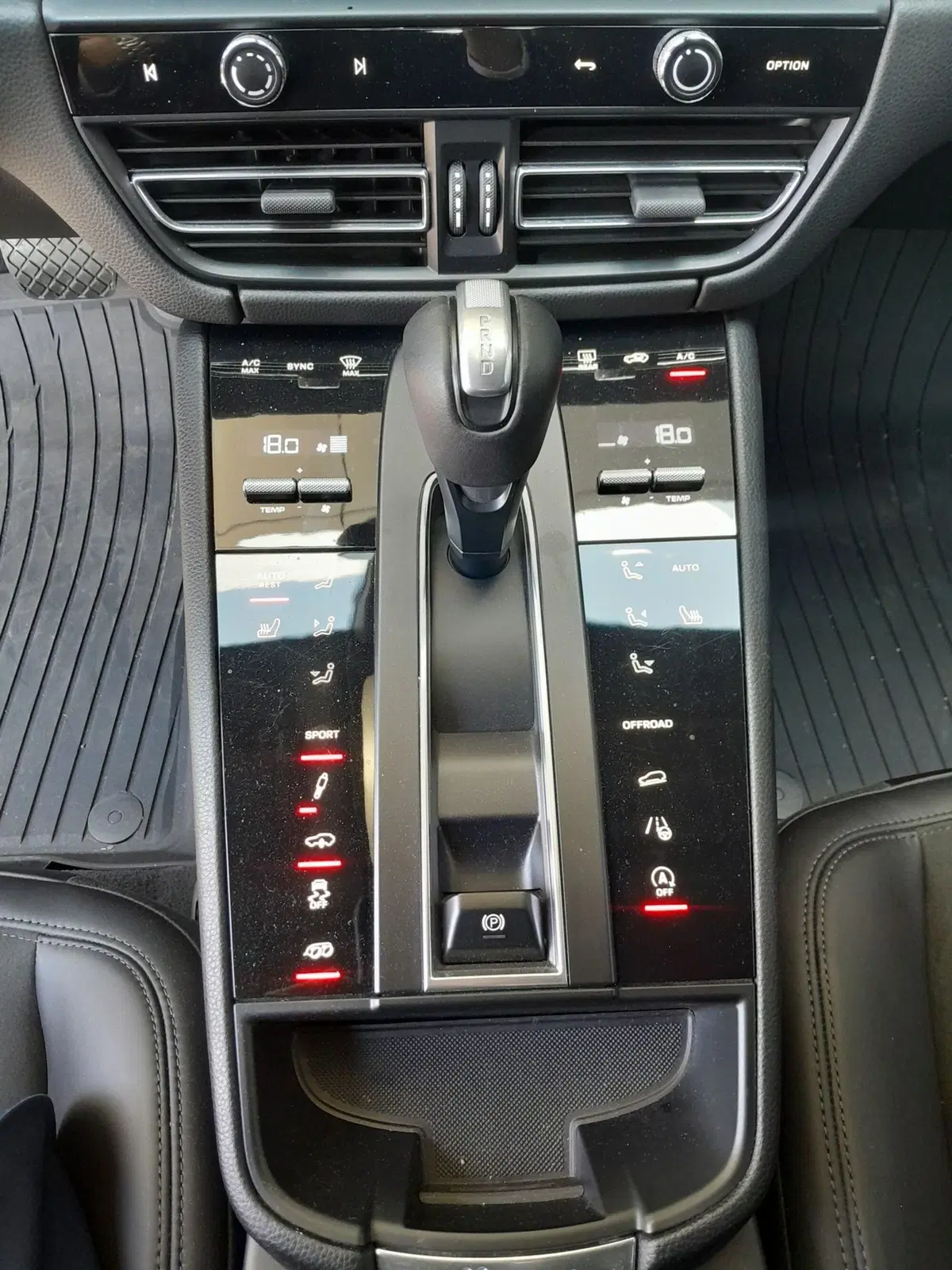 Porsche Macan usata a Cuneo (12)