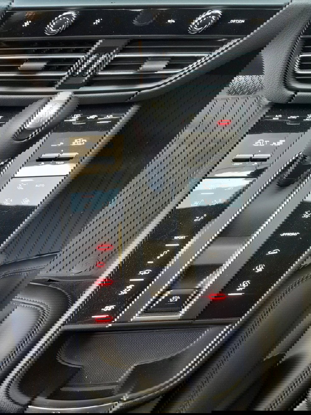 Porsche Macan usata a Cuneo (12)