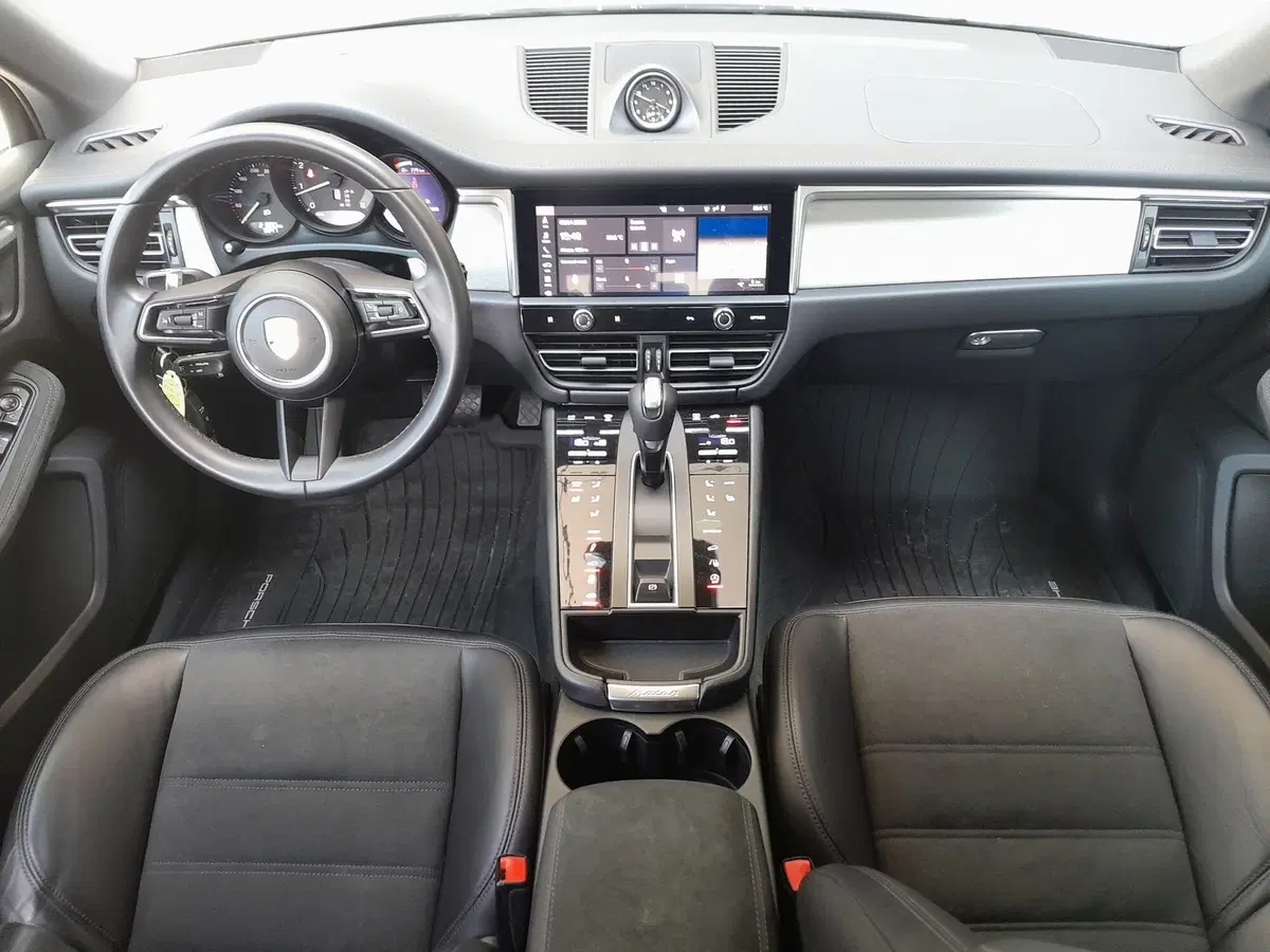 Porsche Macan usata a Cuneo (9)