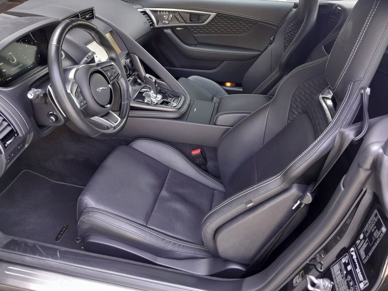 Jaguar F-Type Coupé usata a Cuneo (10)