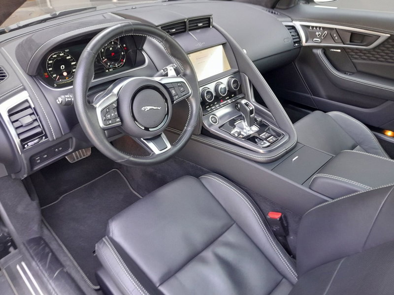 Jaguar F-Type Coupé usata a Cuneo (9)