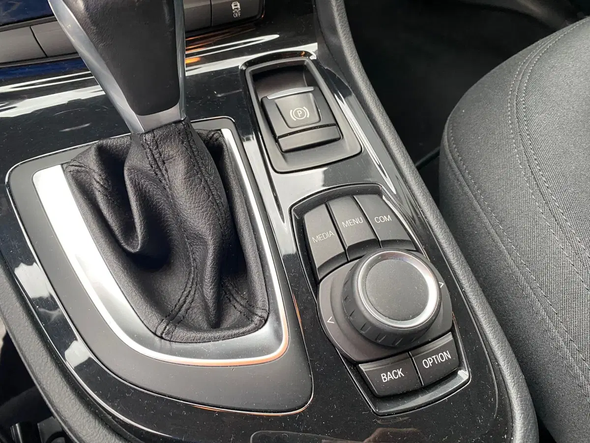 BMW Serie 2 Active Tourer usata a Milano (20)