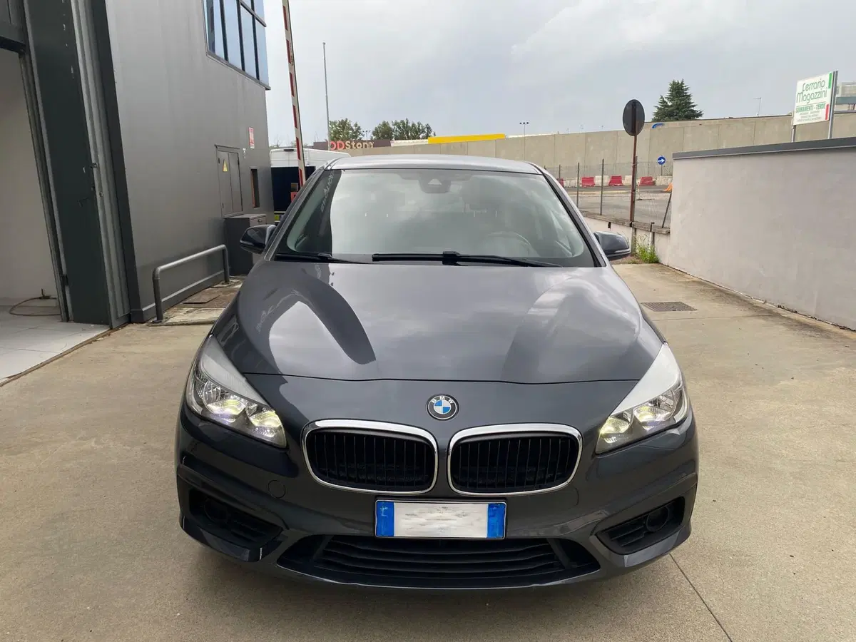 BMW Serie 2 Active Tourer usata a Milano (8)