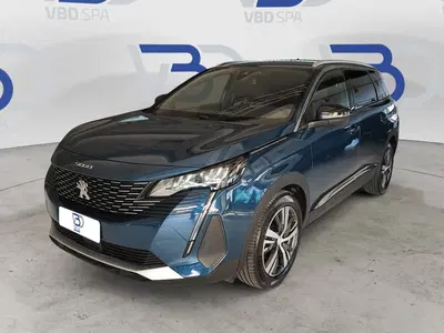 Peugeot 5008 1.5 bluehdi Allure Pack s&amp;s 130cv eat8 del 2024 usata a Settala