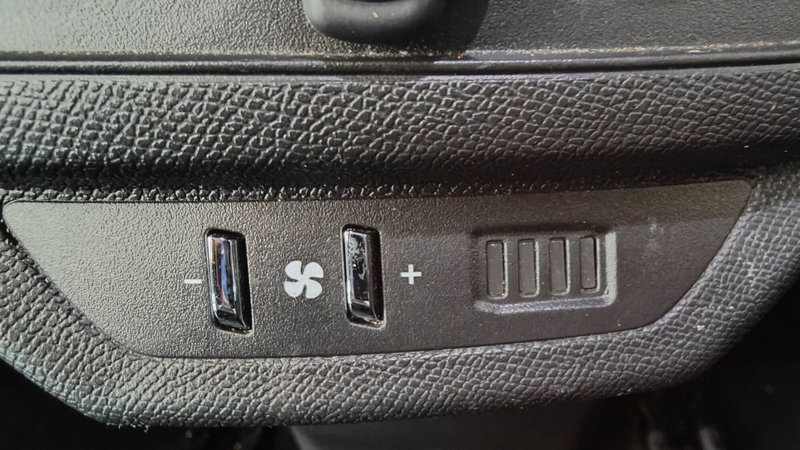 Peugeot 5008 usata a Milano (13)