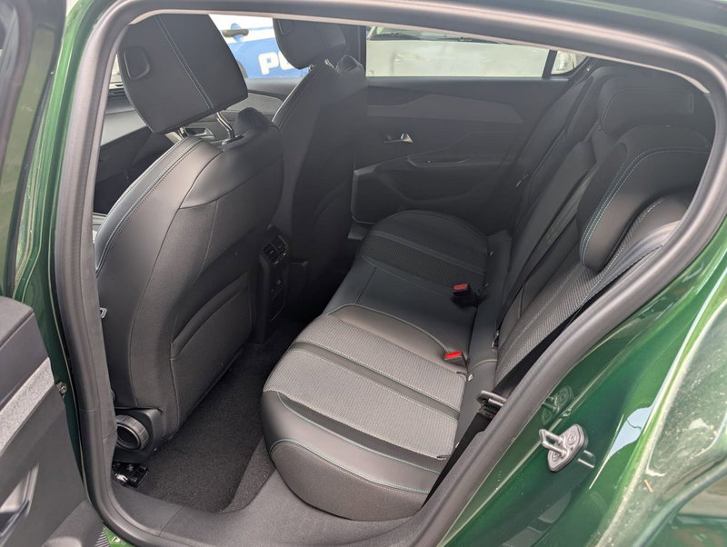 Peugeot 308 nuova a Milano (18)