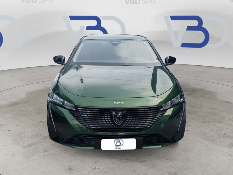 Peugeot 308 nuova a Milano (2)