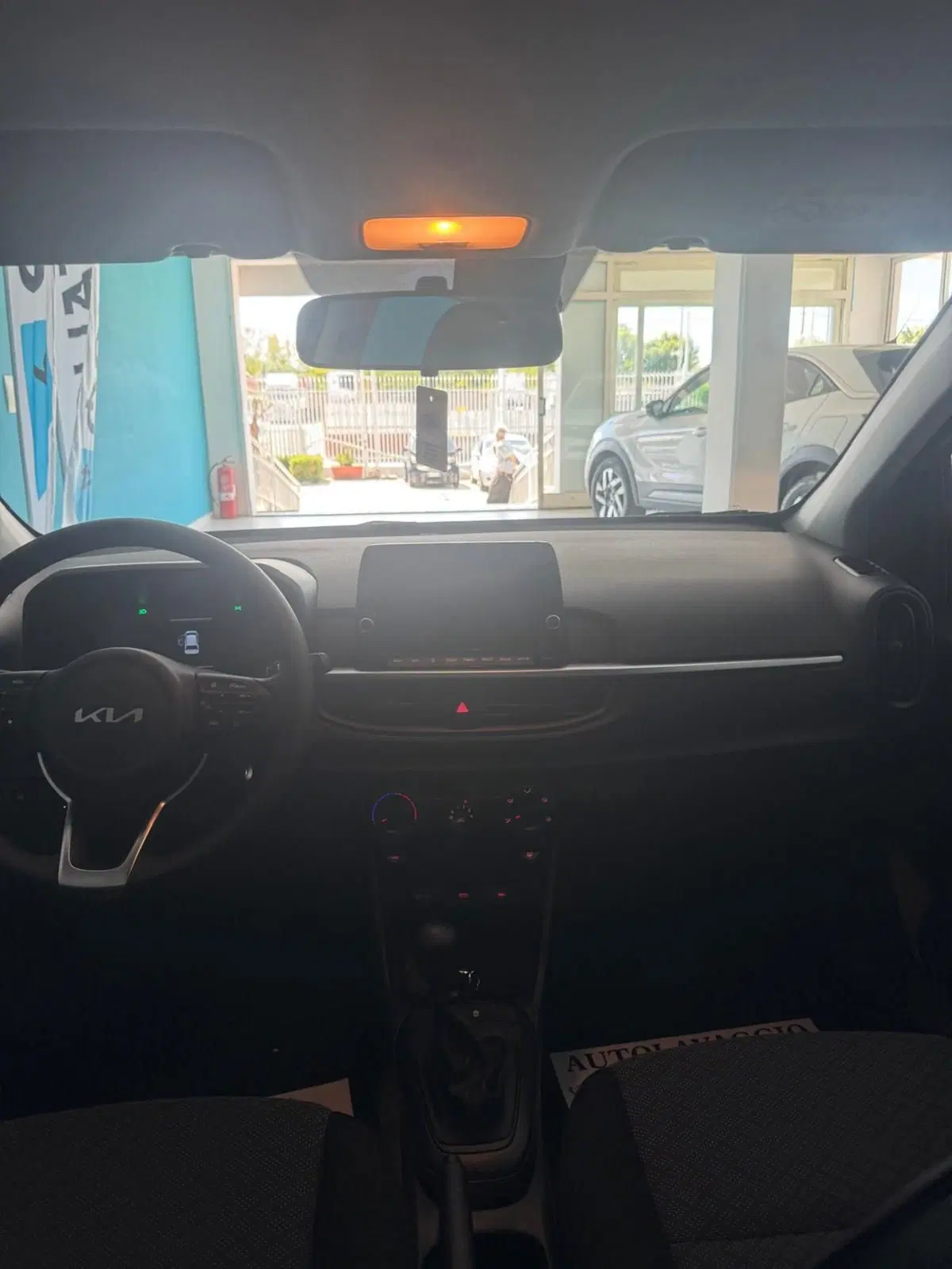 Kia Picanto nuova a Caserta (10)