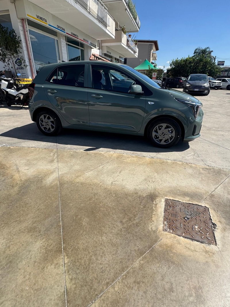 Kia Picanto nuova a Caserta (11)