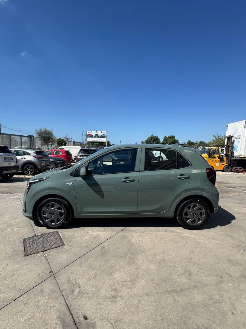 Kia Picanto nuova a Caserta (3)
