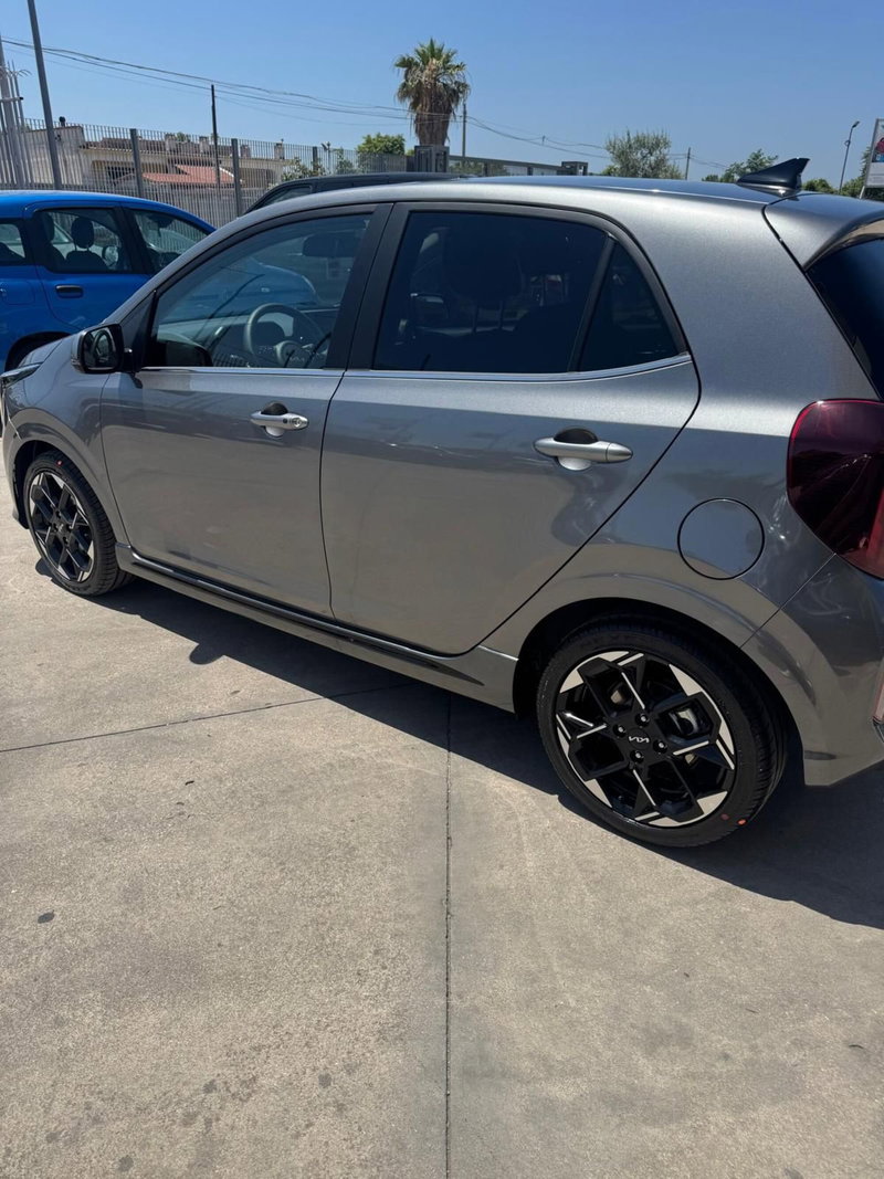 Kia Picanto nuova a Caserta (3)