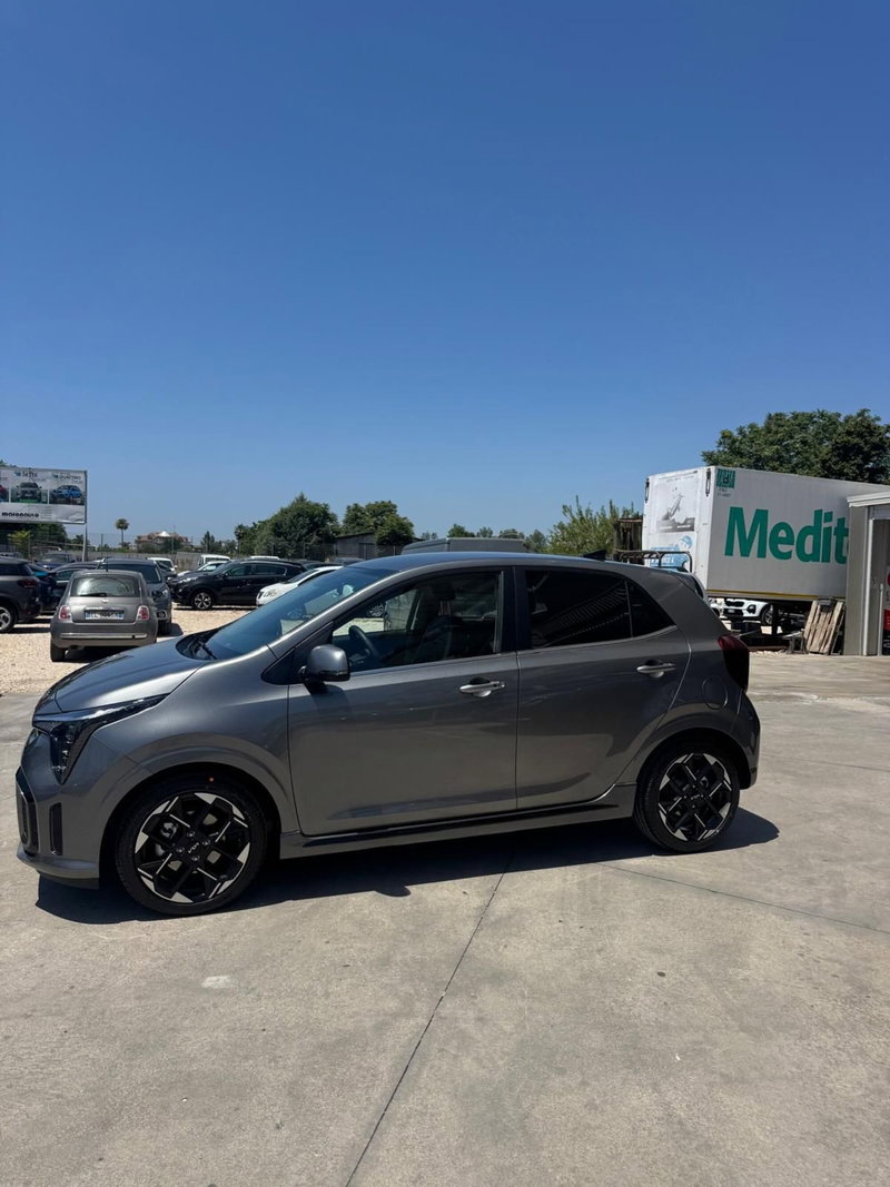 Kia Picanto nuova a Caserta (5)
