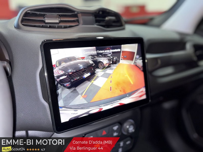 Jeep Renegade nuova a Monza e Brianza (11)