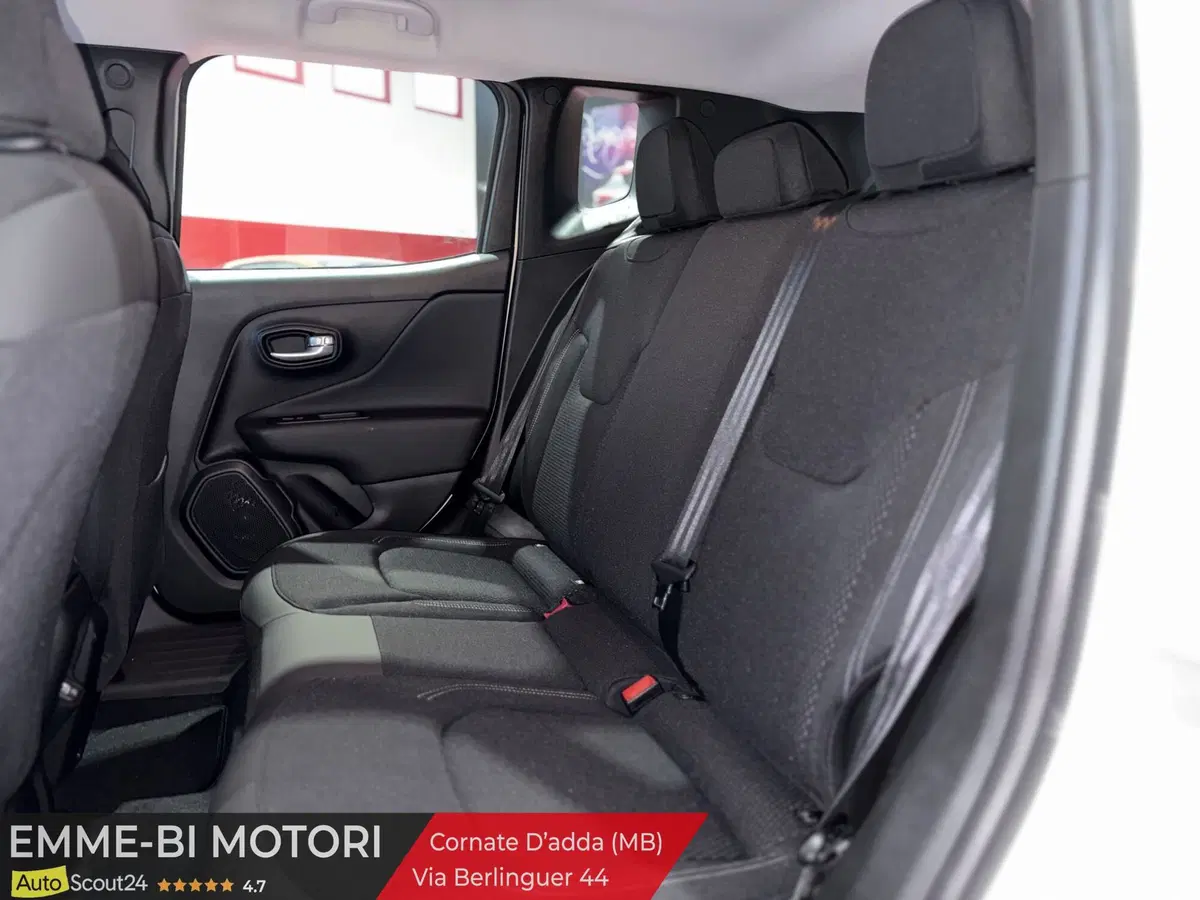 Jeep Renegade nuova a Monza e Brianza (7)