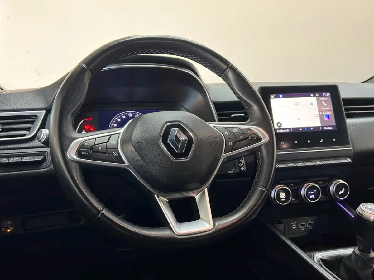 Renault Clio usata a Roma (12)