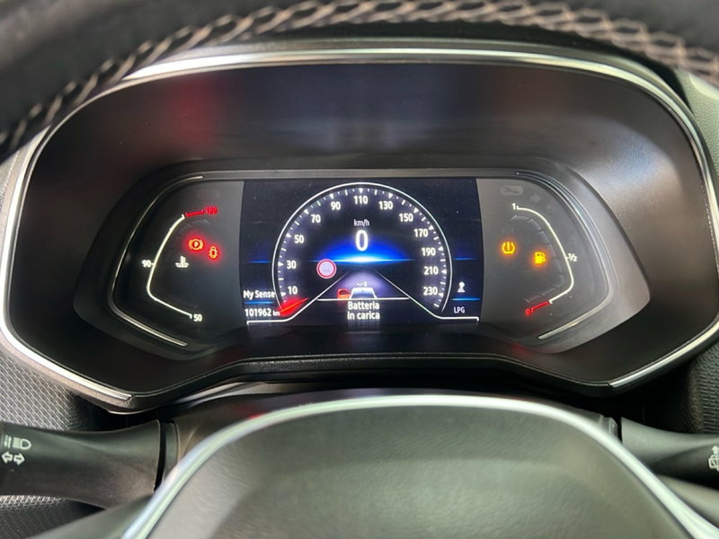 Renault Clio usata a Roma (17)