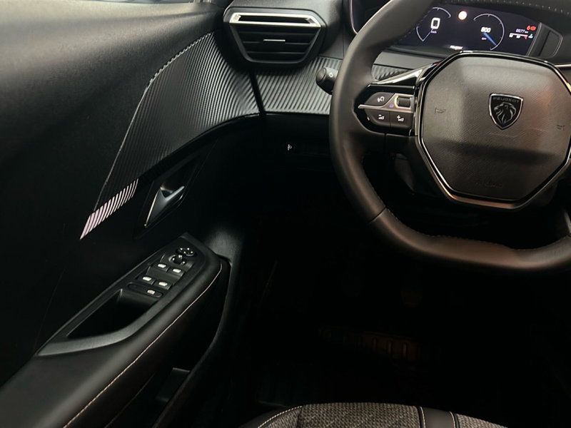 Peugeot 208 usata a Roma (13)