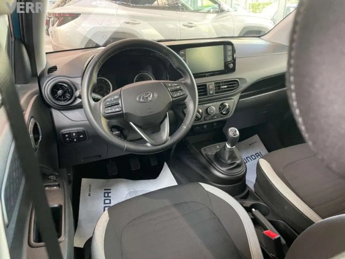 Hyundai i10 usata a Milano (10)