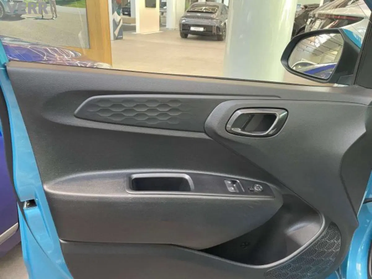 Hyundai i10 usata a Milano (12)