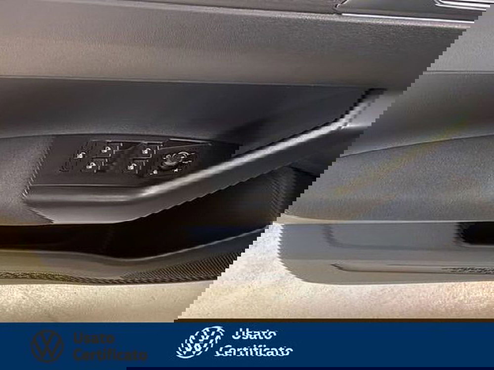 Volkswagen Taigo usata a Vicenza (18)