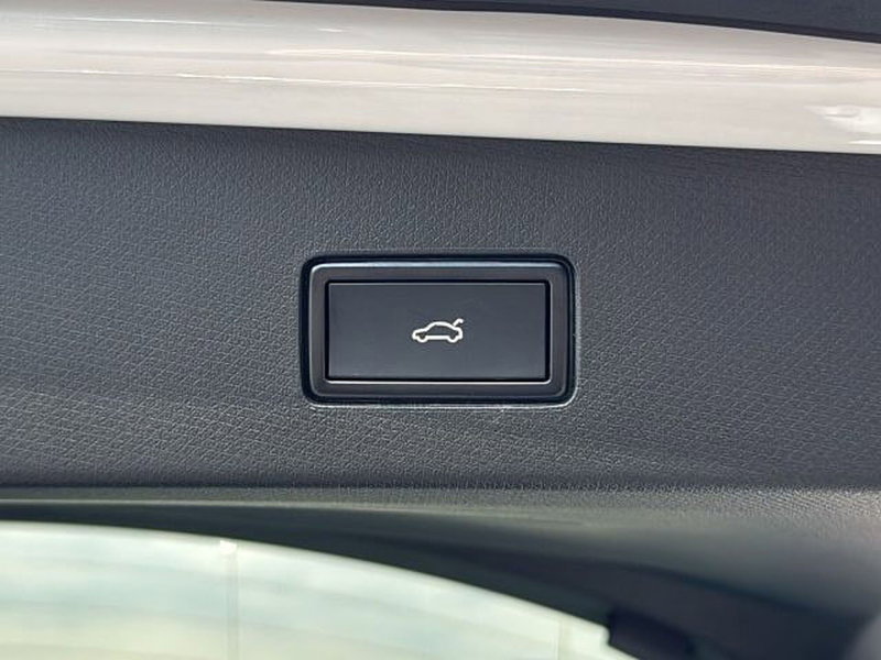 Cupra Tavascan nuova a Vicenza (12)