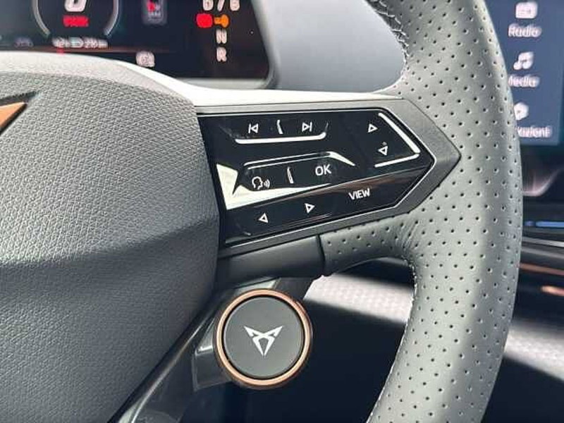 Cupra Tavascan nuova a Vicenza (19)