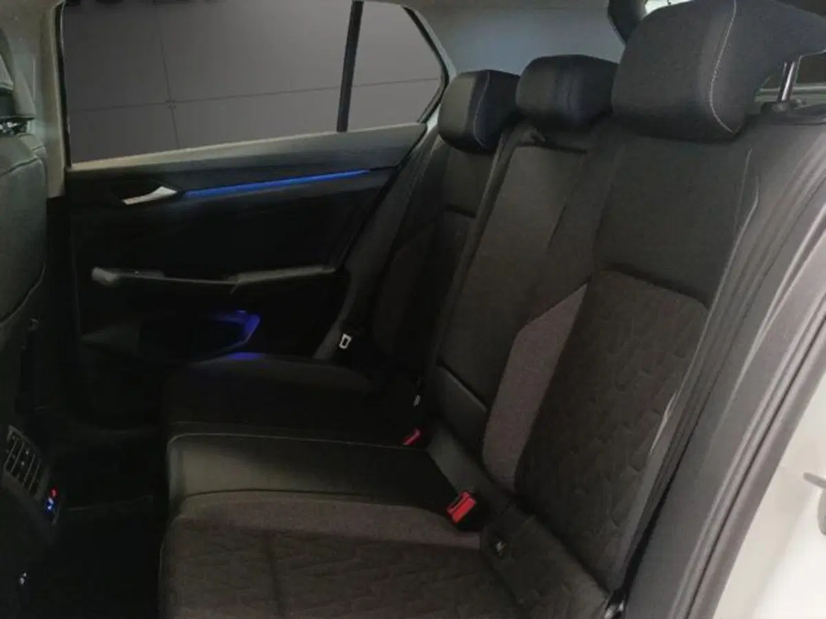 Volkswagen Golf usata a Milano (11)