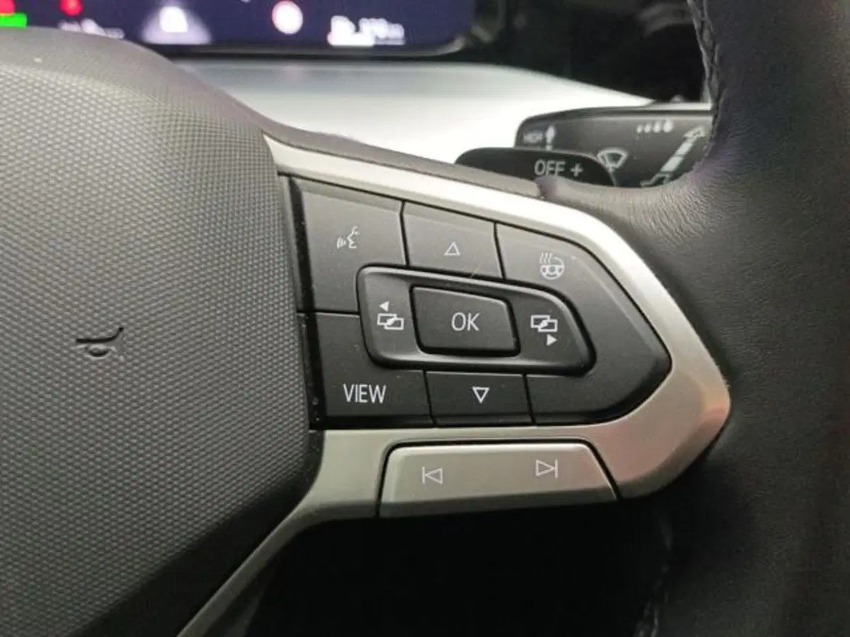 Volkswagen Golf usata a Milano (8)
