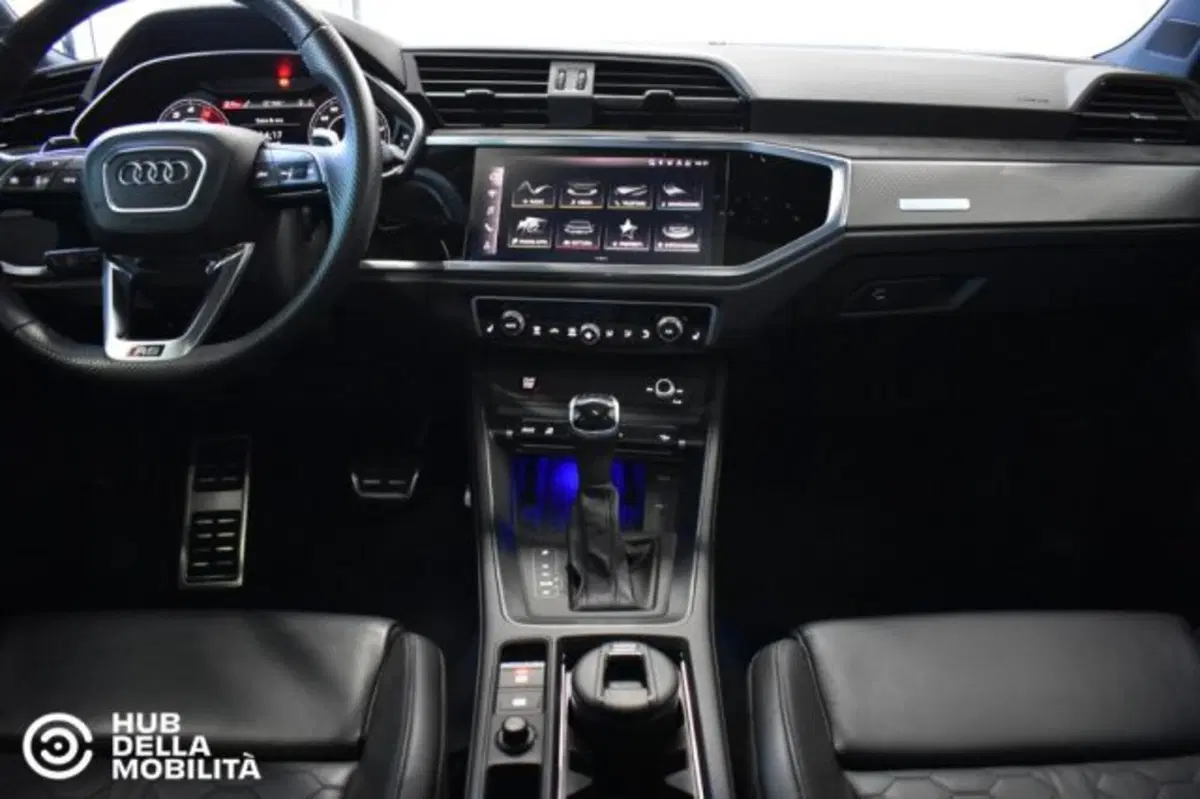 Audi RS Q3 Sportback usata a Perugia (11)