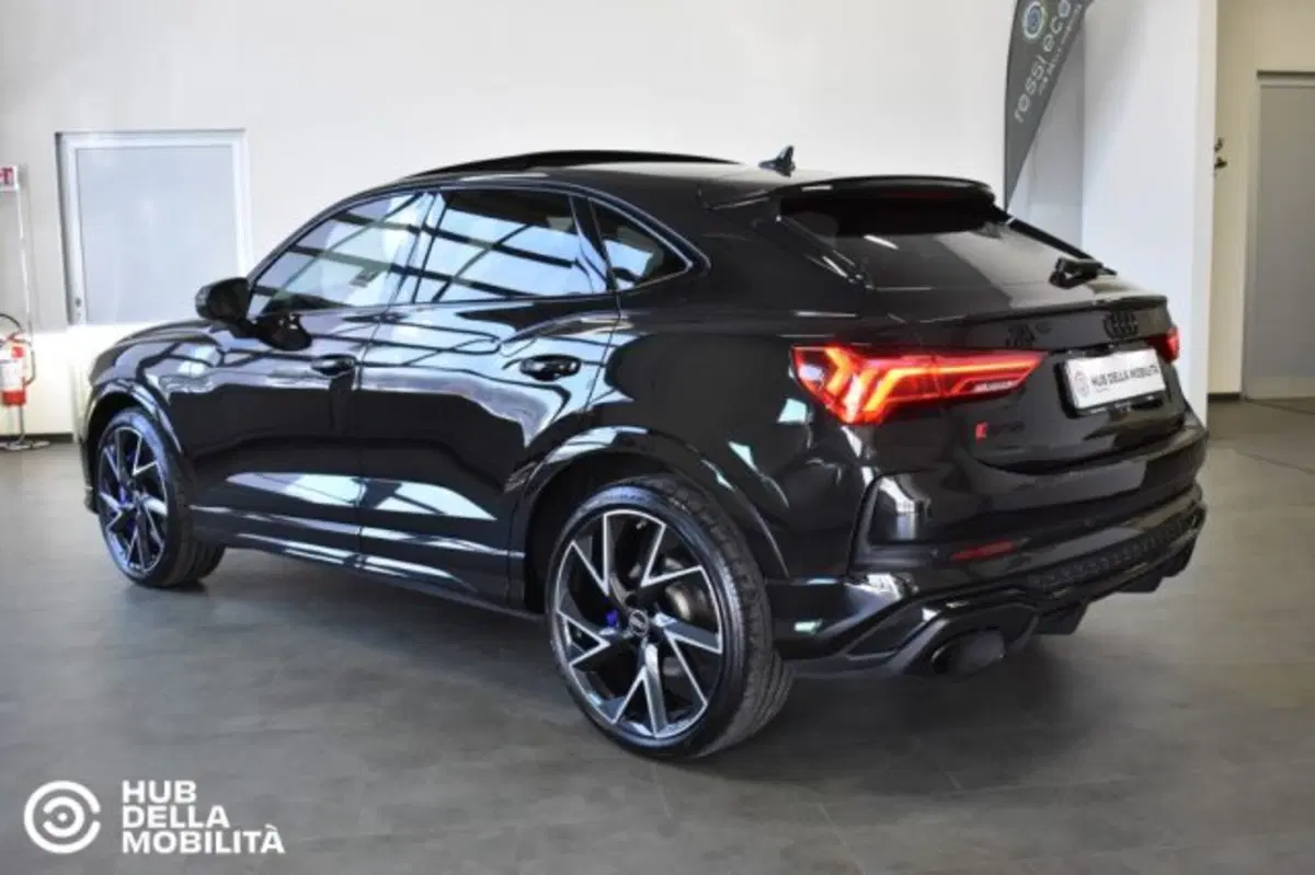 Audi RS Q3 Sportback usata a Perugia (6)