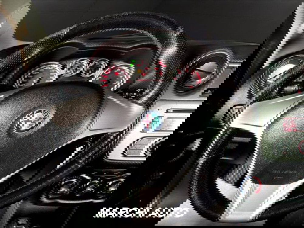 Alfa Romeo MiTo usata a Perugia (12)