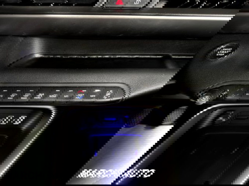 Jeep Avenger usata a Perugia (19)