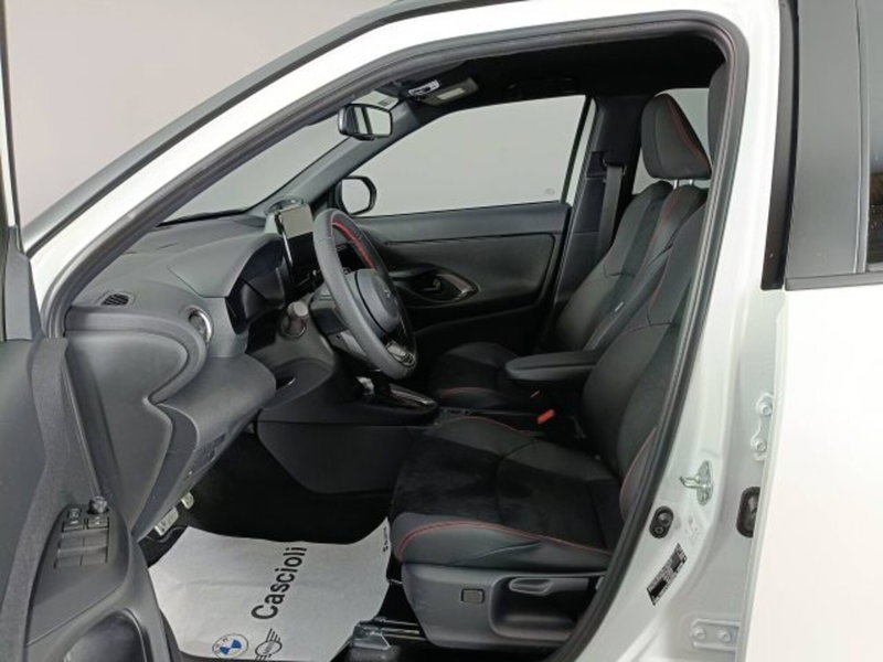 Toyota Yaris Cross usata a Teramo (8)