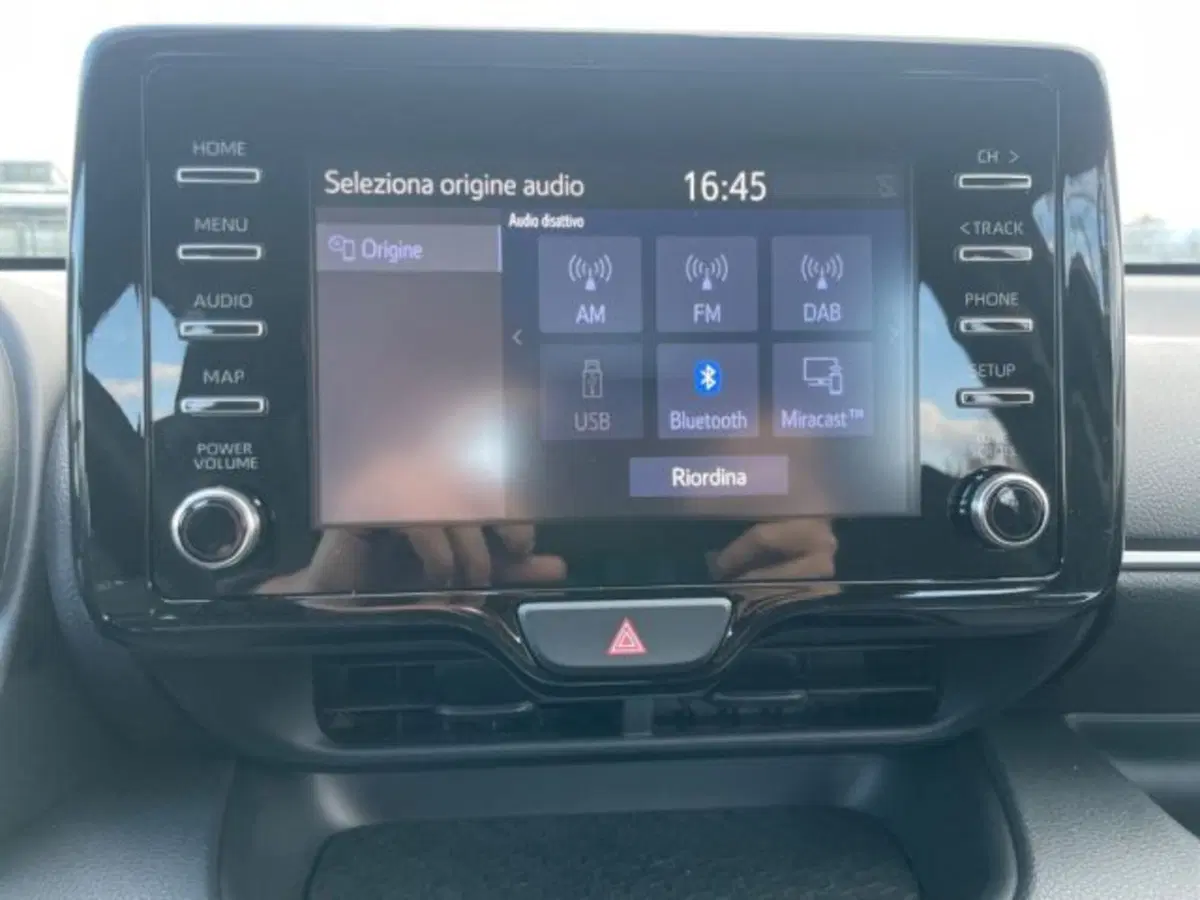 Toyota Yaris Cross usata a Vercelli (16)