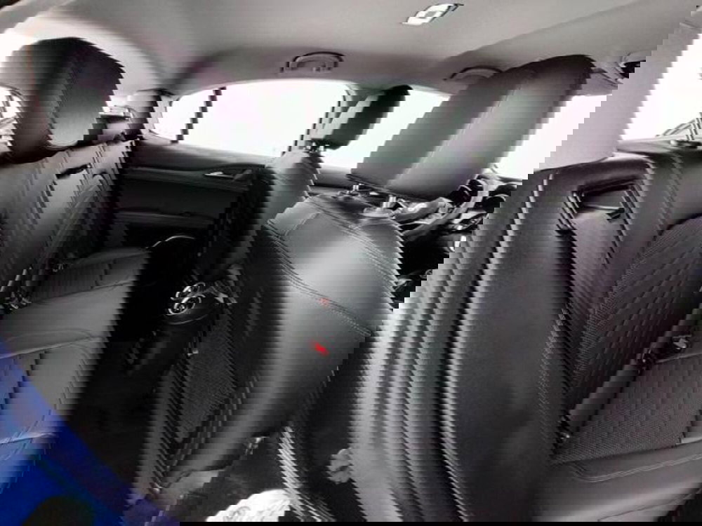 Alfa Romeo Stelvio usata a Como (5)