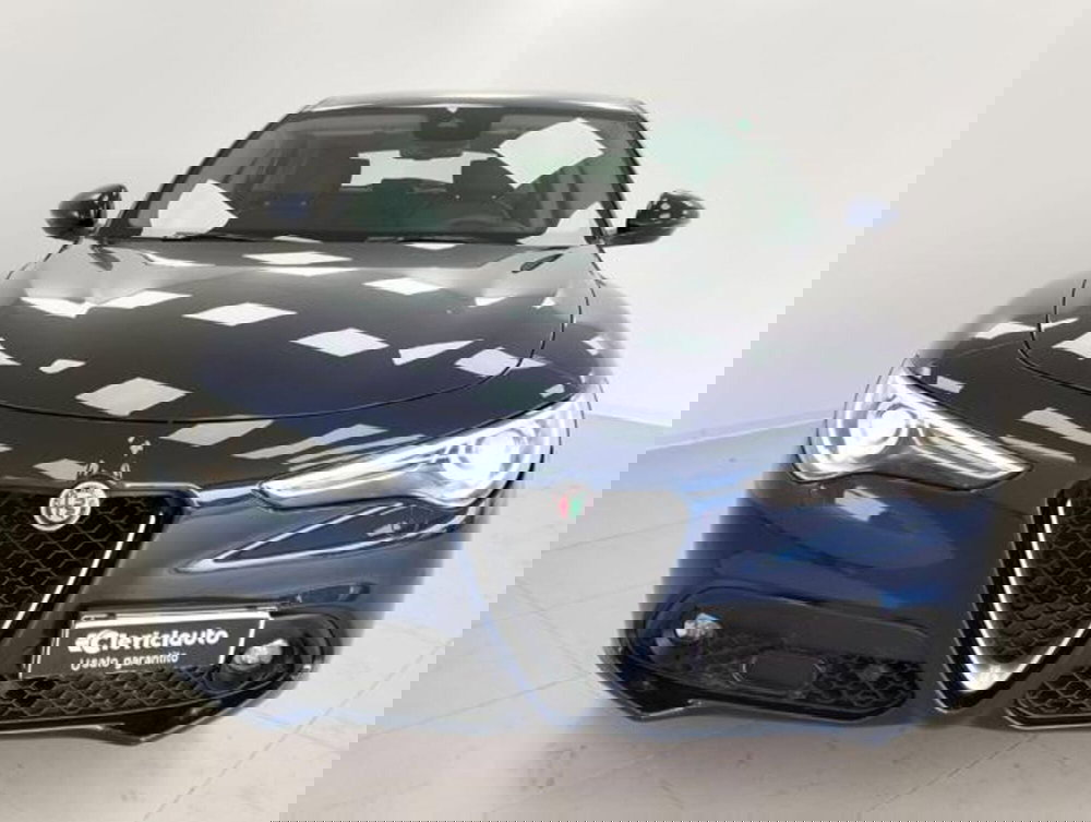 Alfa Romeo Stelvio usata a Como (6)