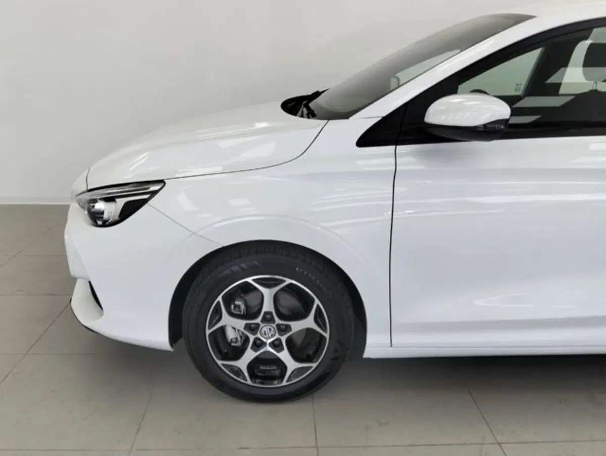 Mg MG3 usata a Como (9)
