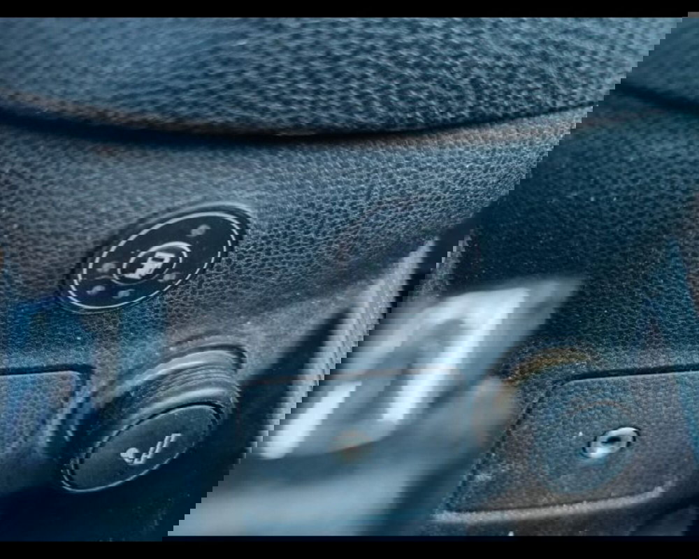 Ford Fiesta usata a Catania (11)