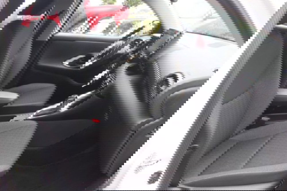 Toyota Yaris usata a Roma (7)