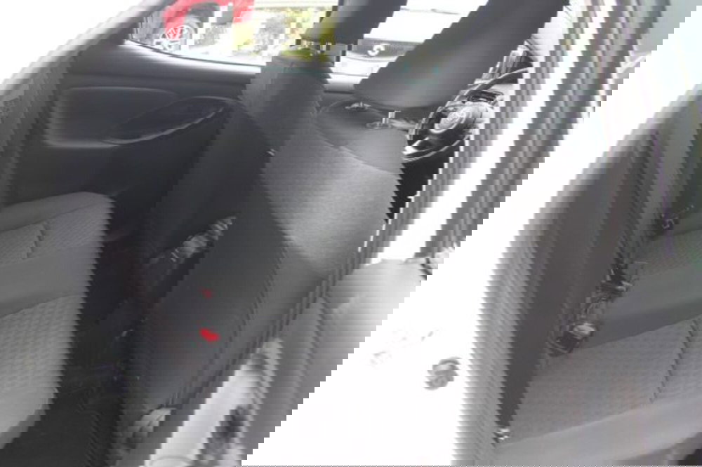 Toyota Yaris usata a Roma (8)