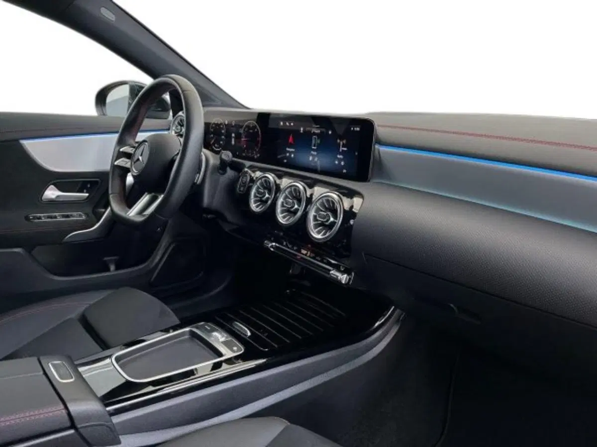 Mercedes-Benz CLA Shooting Brake usata a Verona (16)