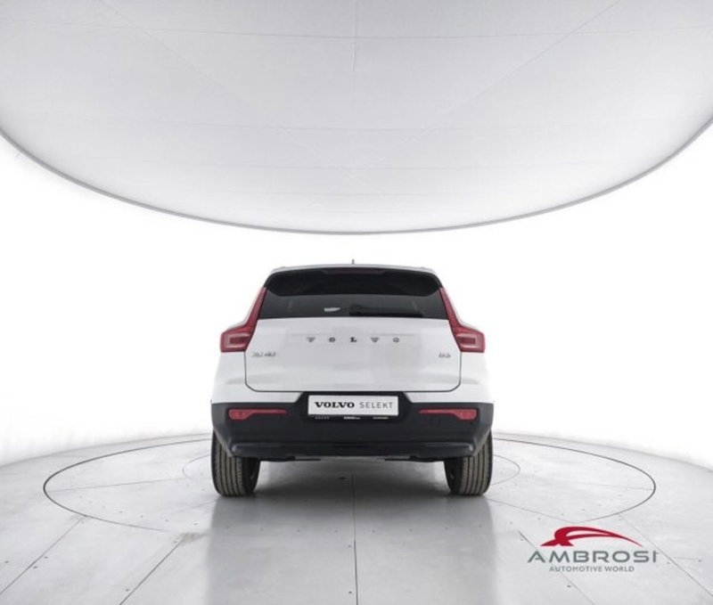 Volvo XC40 usata a Perugia (6)