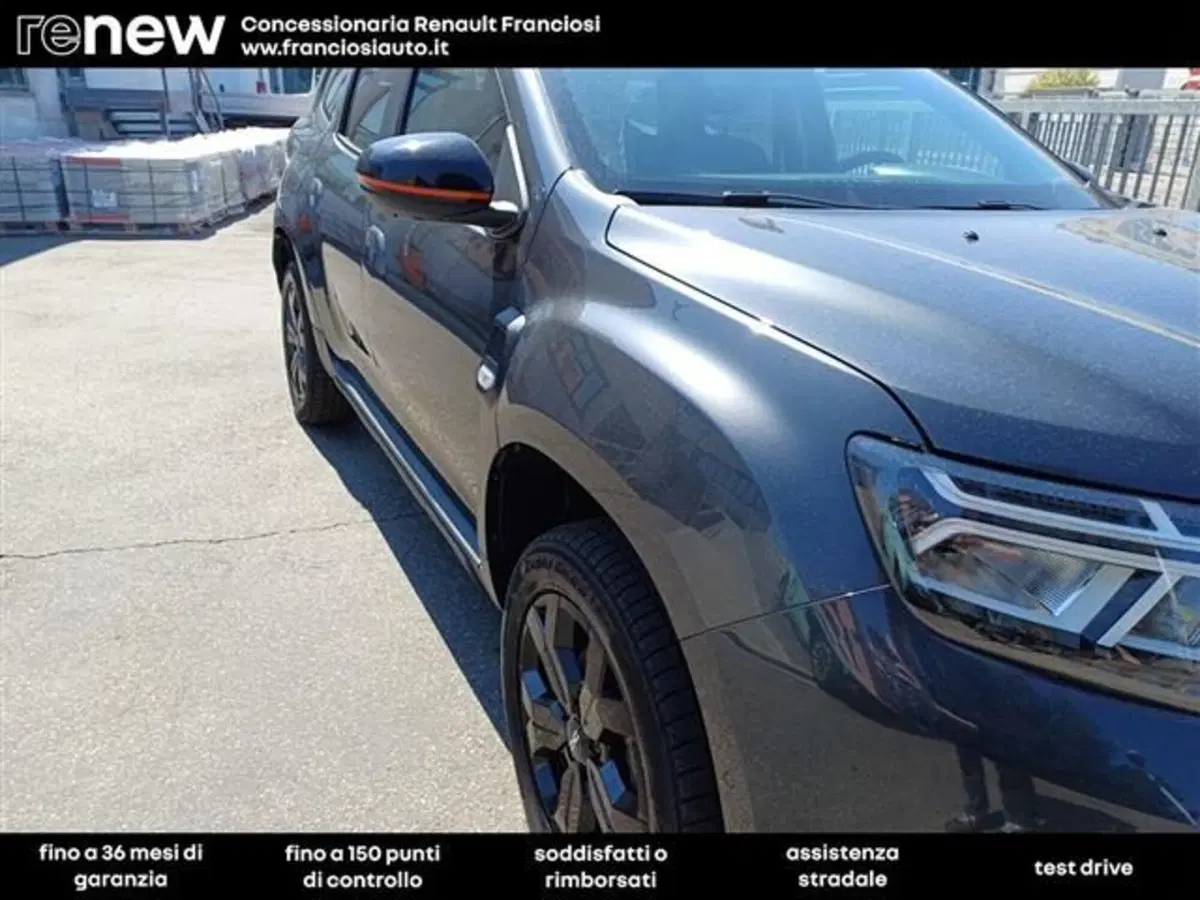 Dacia Duster usata a Modena (18)