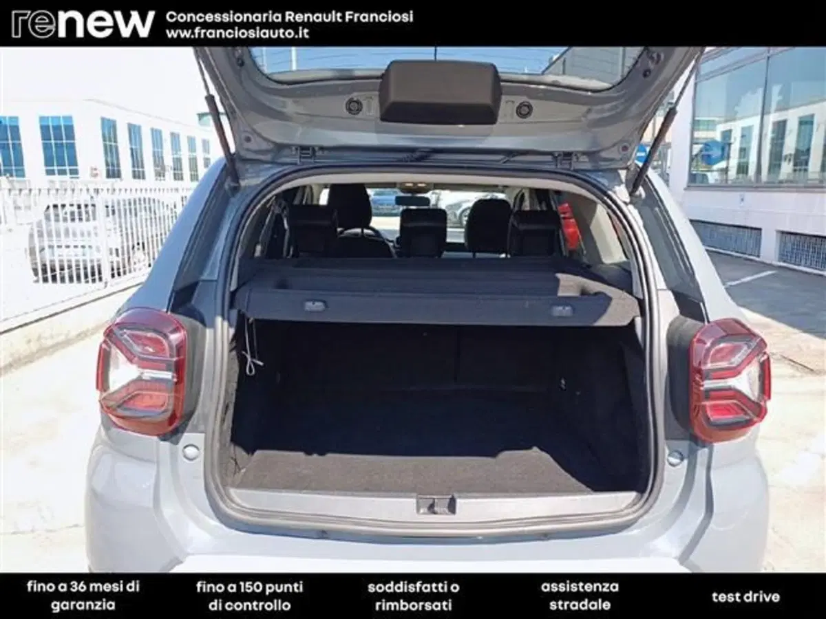 Dacia Duster usata a Modena (13)