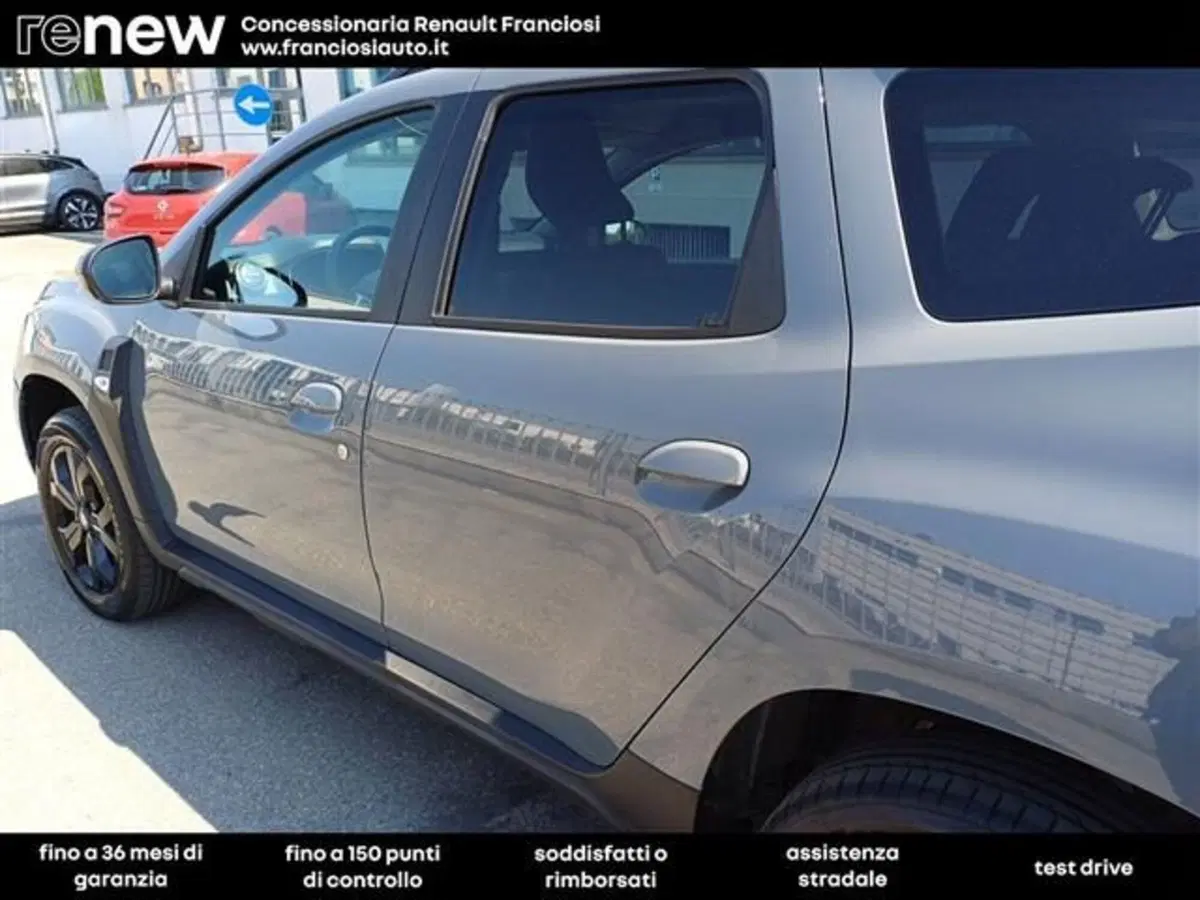 Dacia Duster usata a Modena (18)