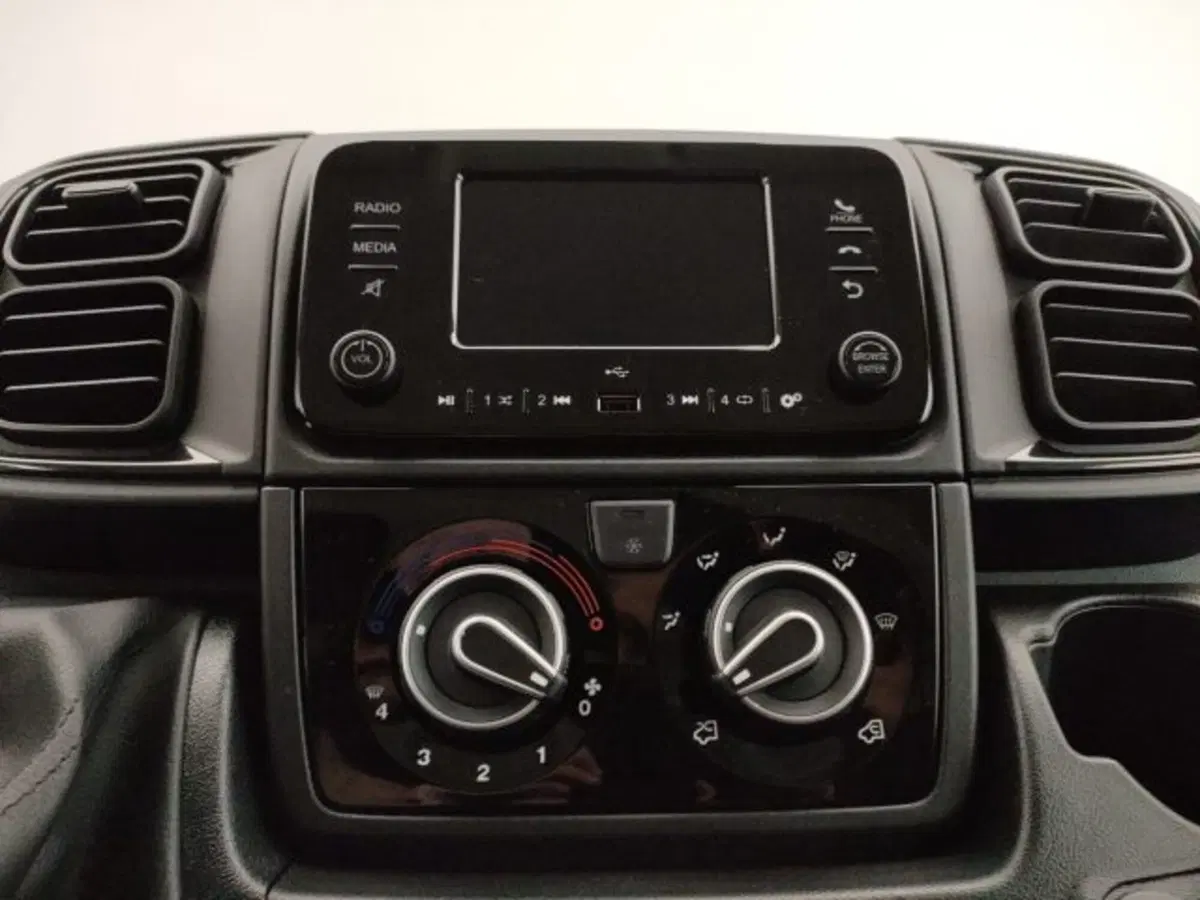 Opel Movano Furgone nuova a Torino (14)